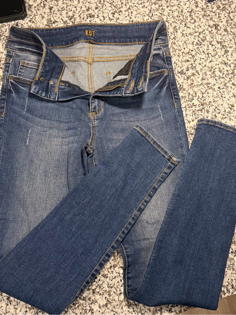 Kut from the Kloth Classic Dark Blue Skinny Jeans
